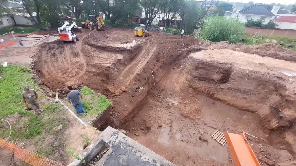 La reparación del acueducto El Cadillal y una obra histórica